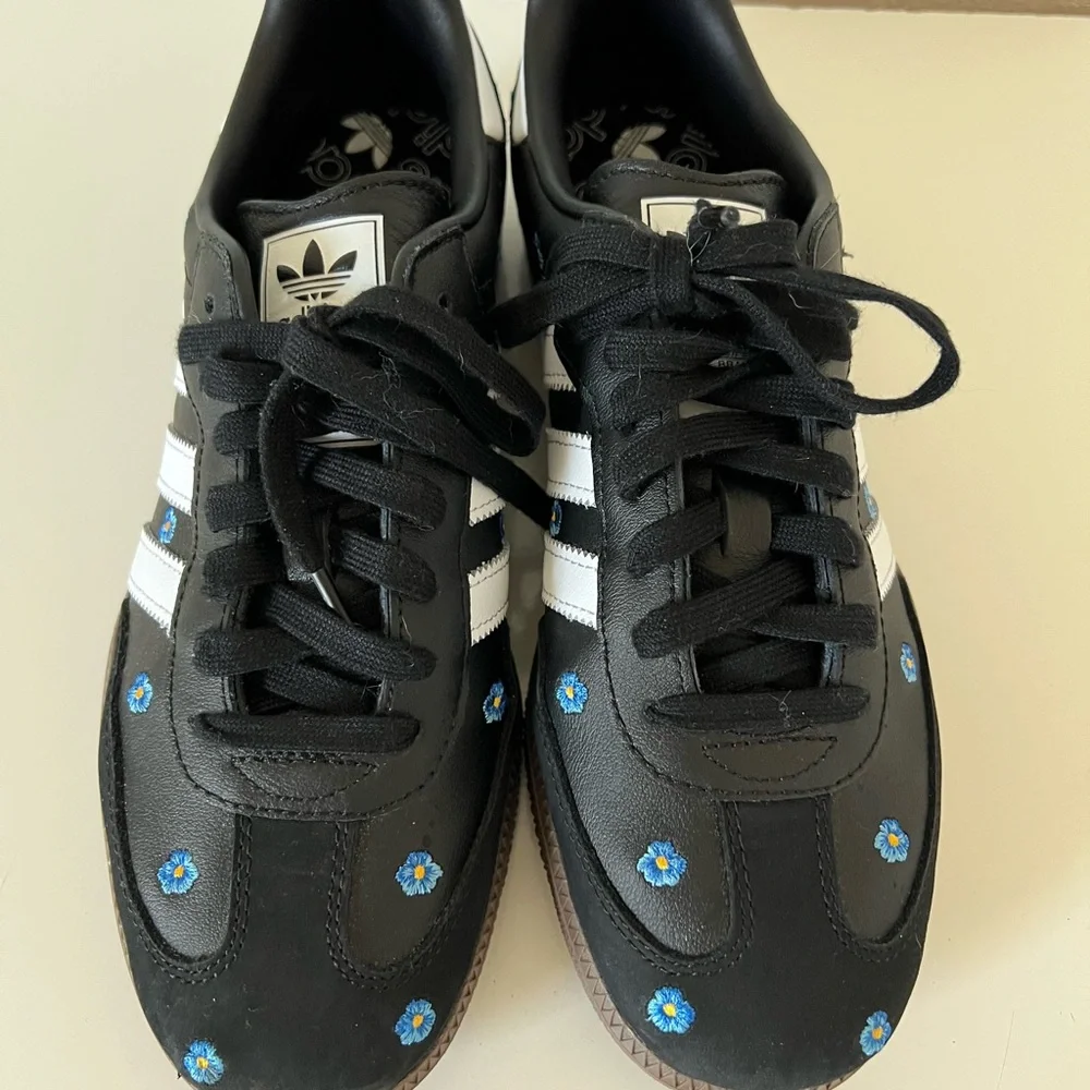 Adidas Samba OG Light Blue Floral Sneakers Women’s 10 New (No Box) - Picture 4 of 8